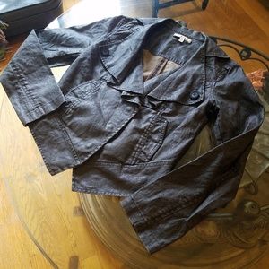 Jacket with big snap closures, classic!!